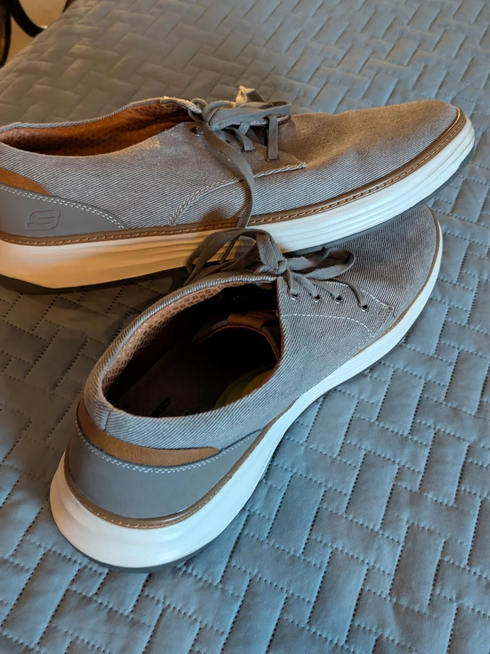 Skechers Wide Fit Memory Foam Men’s Gray Canvas Lace-Up Sneakers with White Sole